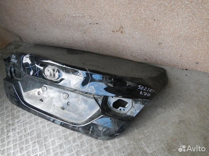 Крышка багажника Toyota Camry