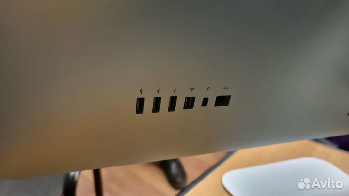 Apple Thunderbolt Display 27