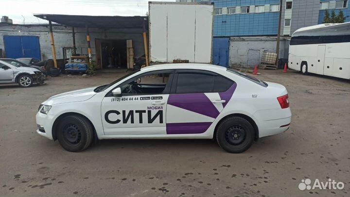 Брендирование такси. Оклейка транспорта