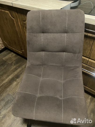 Продам кухонные стулья