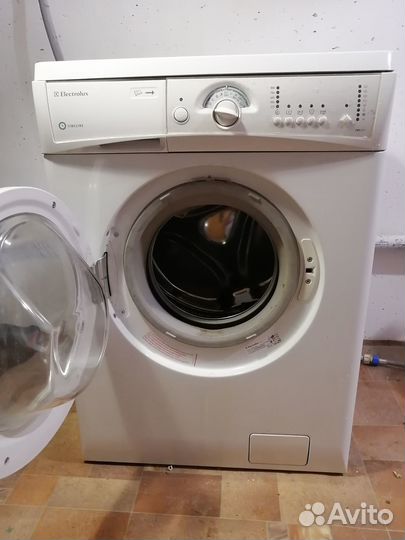 Стиральная машина electrolux