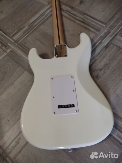 Электрогитара Fender Squire Stratocaster / обмен