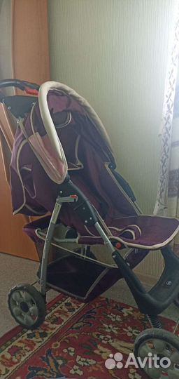 Прогулочная коляска