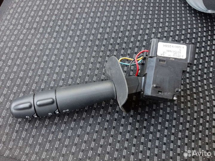 Переключатель поворотов и света