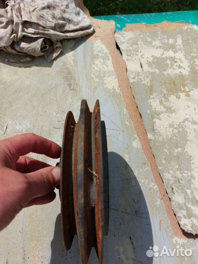 Шкив коленвала Т4 2.4D AAB