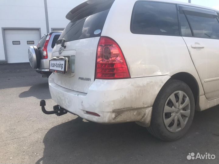 Фаркоп Toyota Corolla Fielder 2000-2012