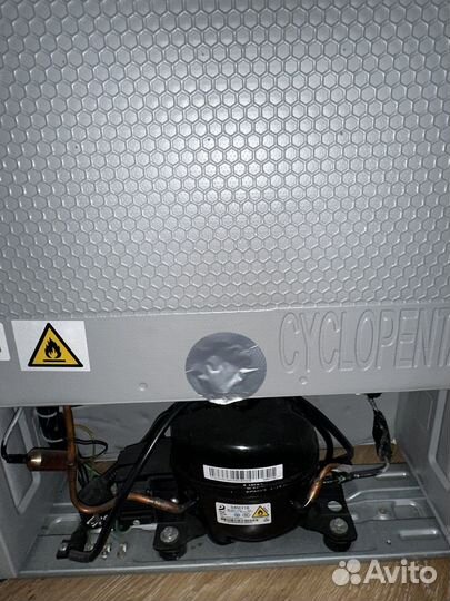 Холодильник midea