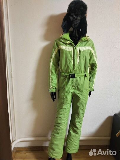 Спортивный костюм женский