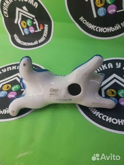 Статуэтка из фарфора Гжель. T986