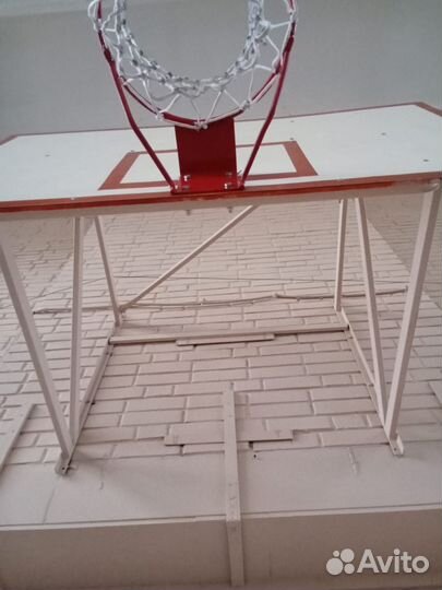 Баскетбольный щит на стену