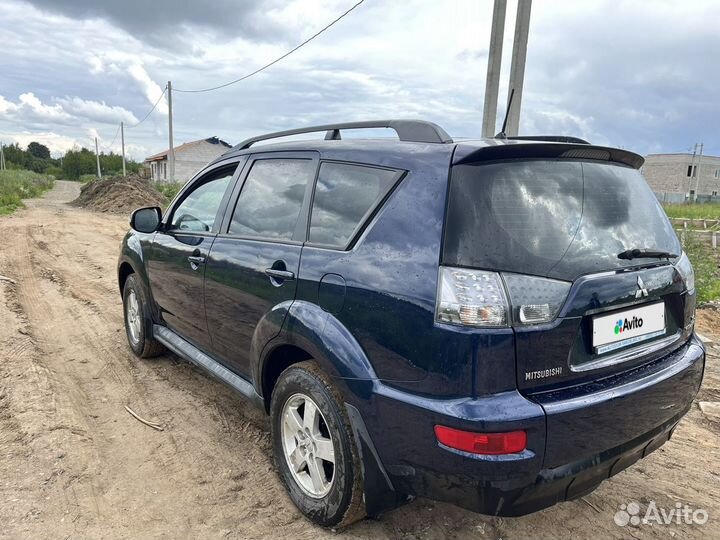 Mitsubishi Outlander 2.0 CVT, 2011, 222 687 км