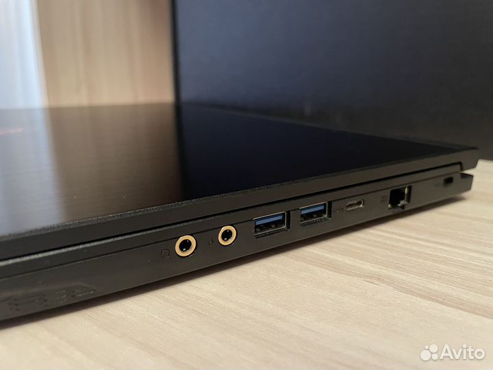 Ноутбук MSI GF63 Thin