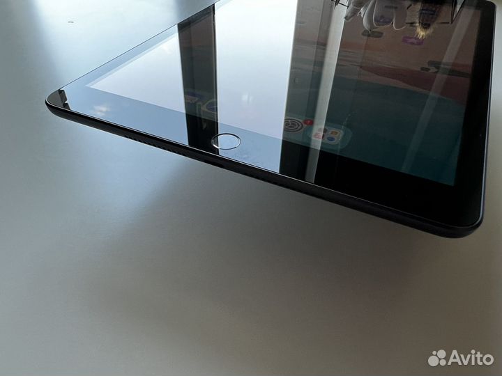 iPad 7 10.2” 128GB Black Wi-Fi + LTE, в идеале