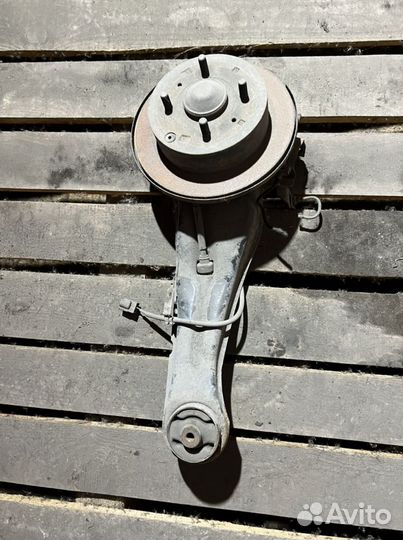 Задний продольный рычаг ступица lancer 9