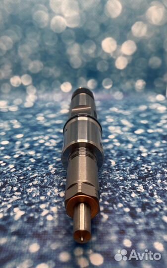 Форсунка топливная Ямз 650 bosch 0445120142