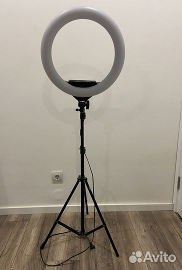 Кольцевая лампа LED 45 см