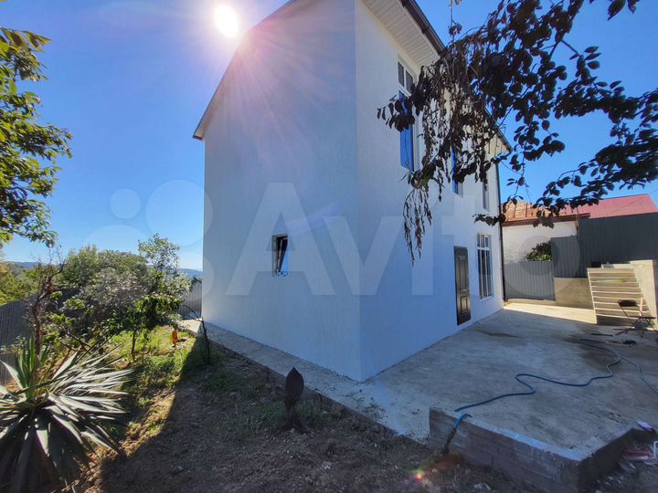 Дом 105 м² на участке 3,1 сот.