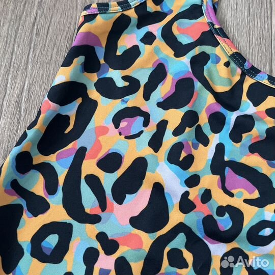 Новый купальник, 152см