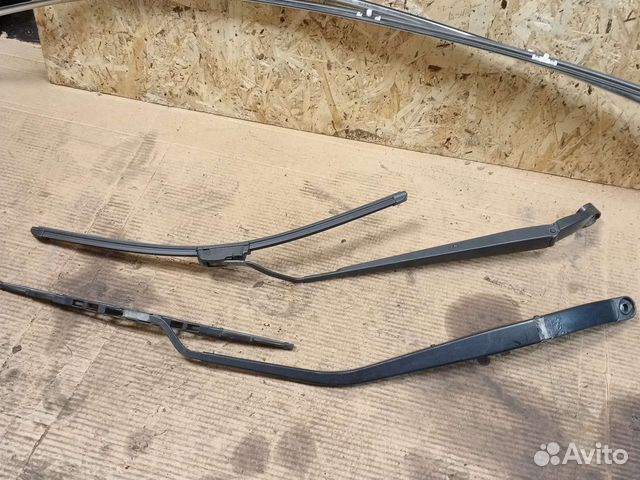 Поводок дворников Nissan Almera g15