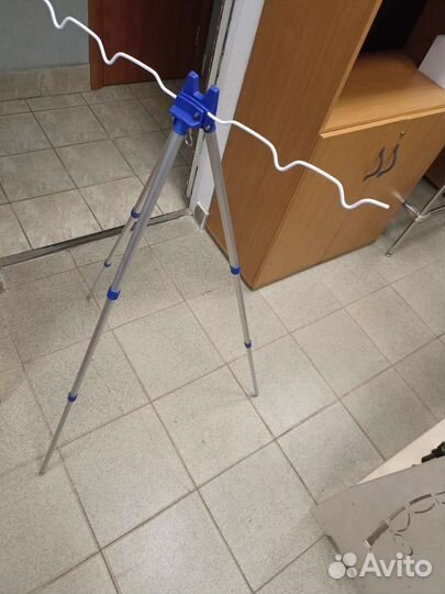 Тренога для удилищ east shark