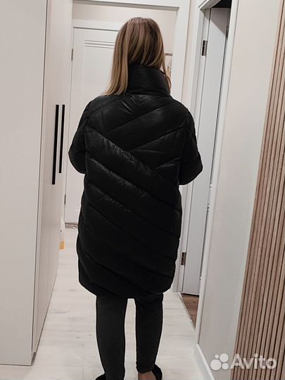 Пуховик кожаный La Reine Blanche