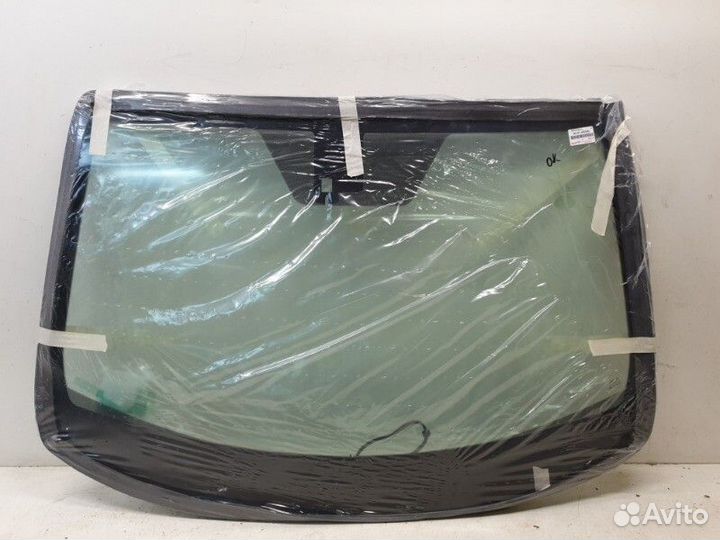 Стекло лобовое toyota RAV4 XA50 561010R590