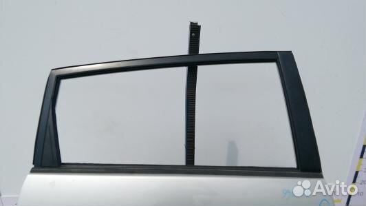 Дверь задняя правая toyota corolla verso 2 (99O18F