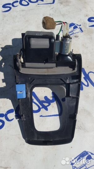 Накладка центральной консоли передняя Subaru