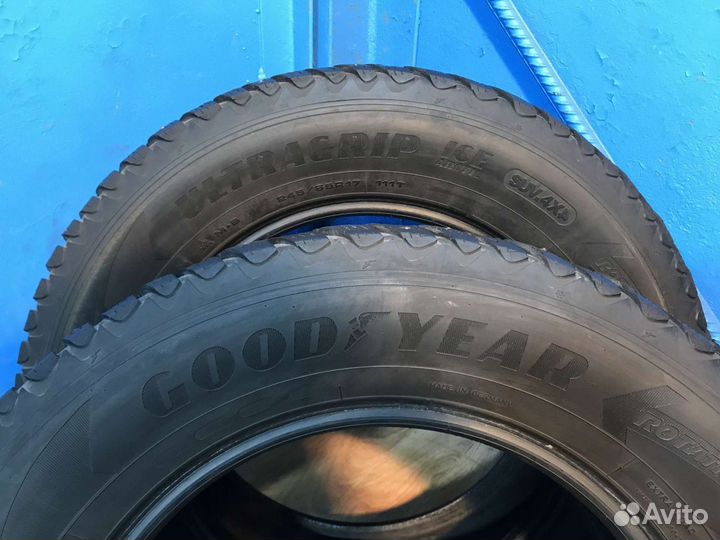 Goodyear Ultragrip Ice Arctic 245/65 R17