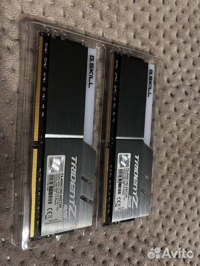 G Skill trident z rgb 4000 64GB