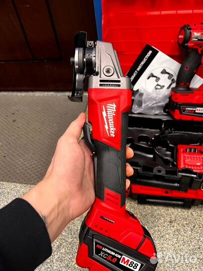 Ушм и шуруповёрт набор аккумуляторного инструмента