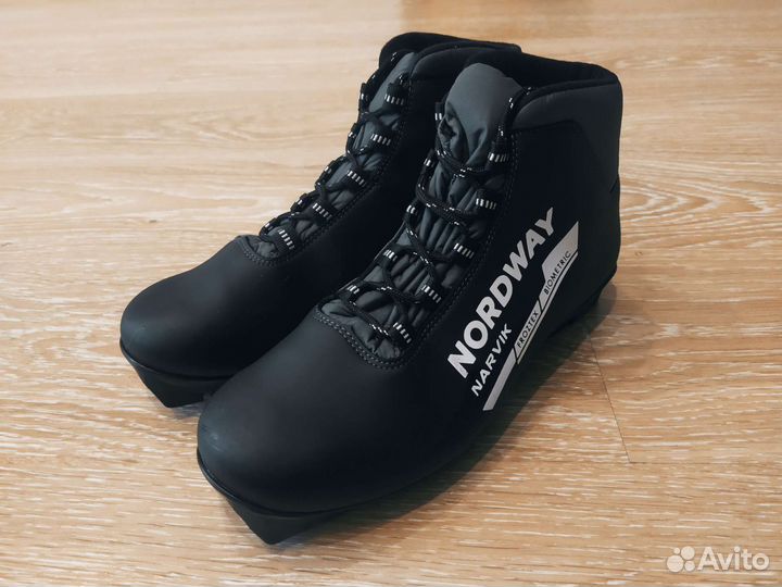 Лыжные ботинки Nordway 42 размер