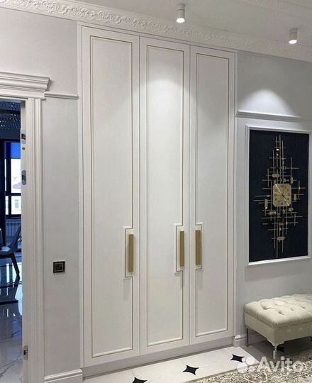 Шкаф распашной/ Шкаф