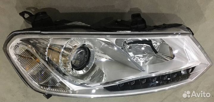 Фара правая (галоген) белая (оригинал) 4121020001B