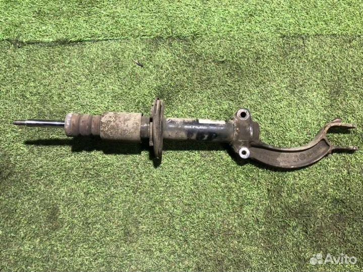 Амортизатор передний левый Audi Q5 8R cmga 2012