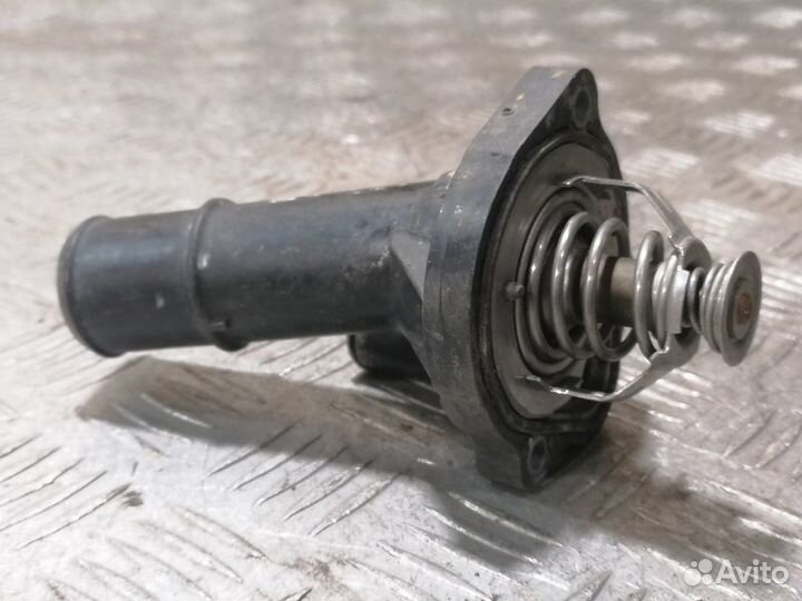 Корпус термостата Ford Focus 2005-2008