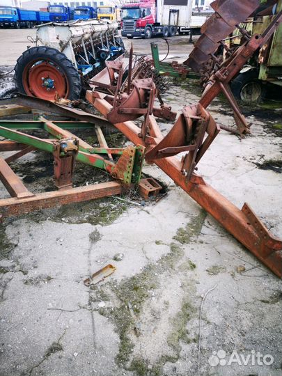 Прицеп тракторный 2ПТС-4 887б, 2010