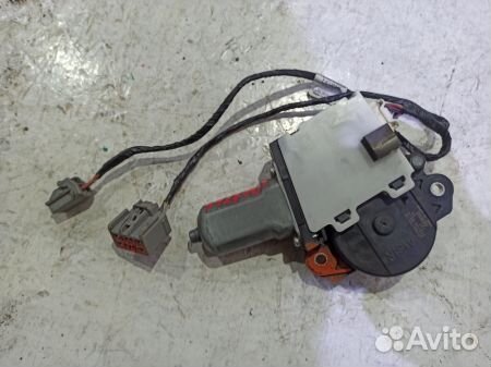 Моторчик люка Кадиллак