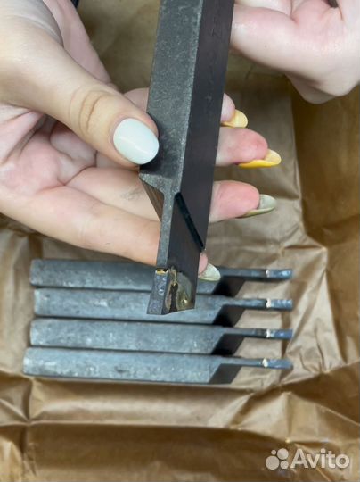 Резцы отрезные прямые 8х8