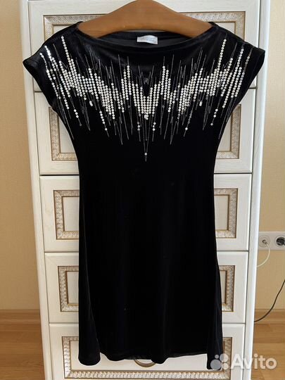 Бархатное черное платье женское