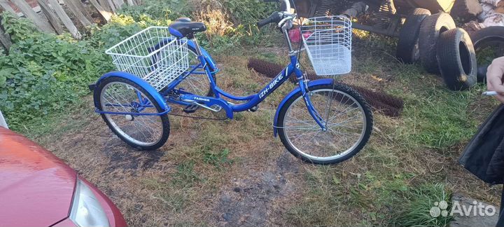 Трехколесный велосипед