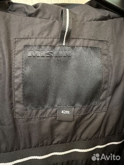 Пуховик женский черный, размер S, Misun