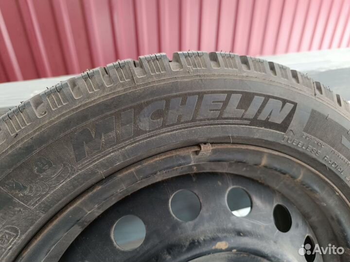 Michelin X-Ice 2 205/55 R16 106