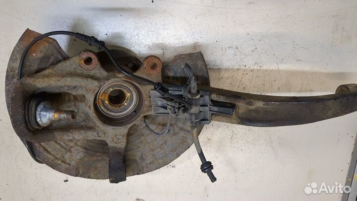 Ступица (кулак, цапфа) Mercedes ML W164, 2005