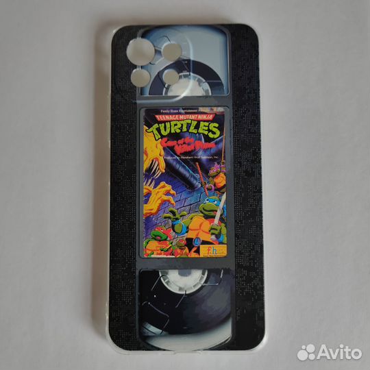 Чехол на телефон
