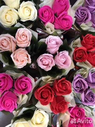 Мини букетик из мыльных роз