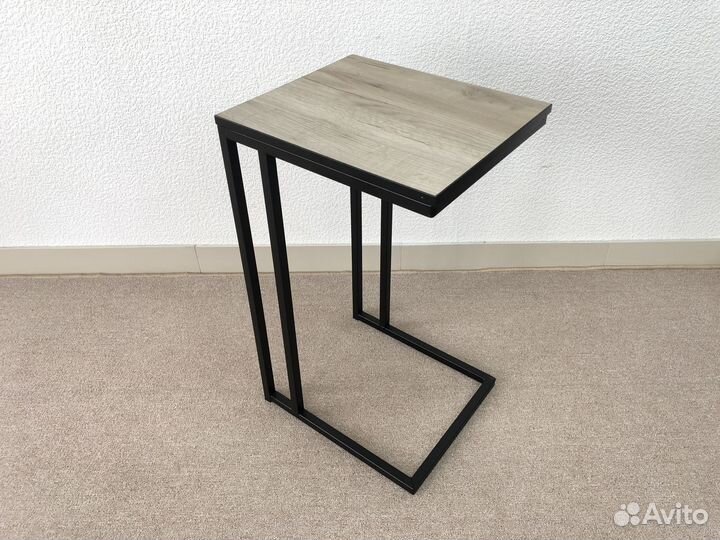 Прикроватный столик лофт