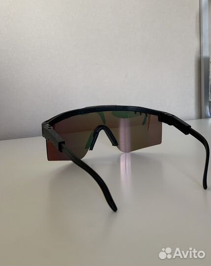 Солнцезащитные очки