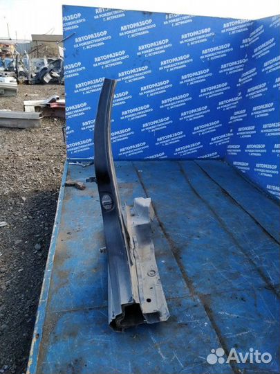 Правый порог со стойкой Volkswagen Polo 5 седан