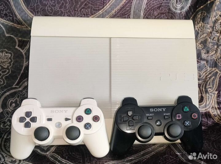 Sony PlayStation 3 Super Slim 500gb (Белого цвета)